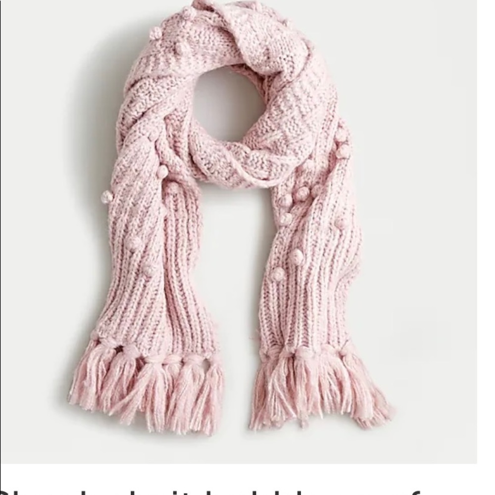 New chunky knit scarf